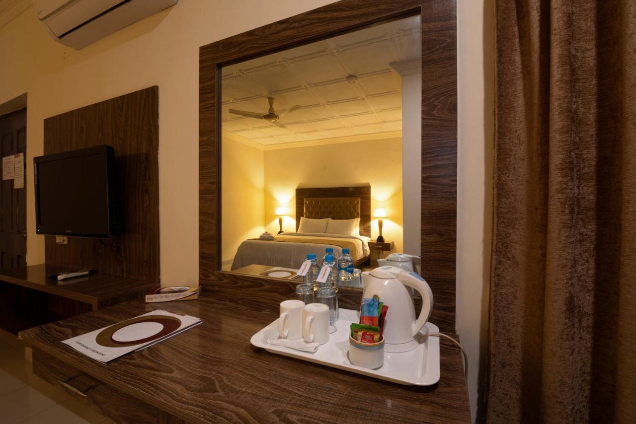 Hotel One Lalazar มุลตาน ภายนอก รูปภาพ