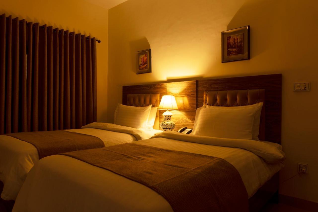 Hotel One Lalazar มุลตาน ภายนอก รูปภาพ