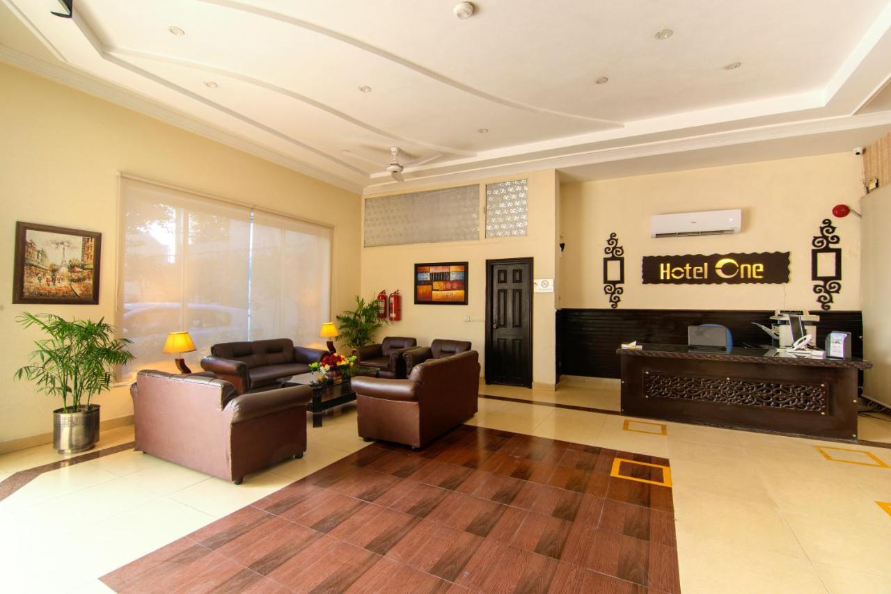 Hotel One Lalazar มุลตาน ภายนอก รูปภาพ